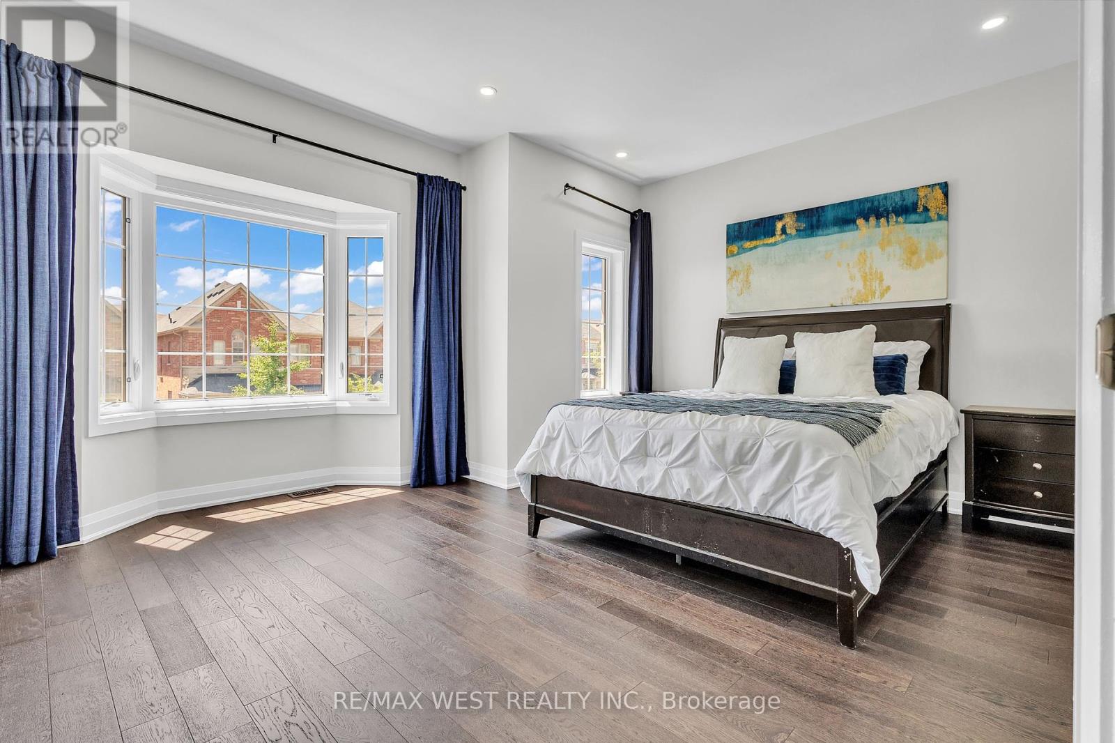 Photo 23 of 41 Pelee Avenue, Vaughan ON