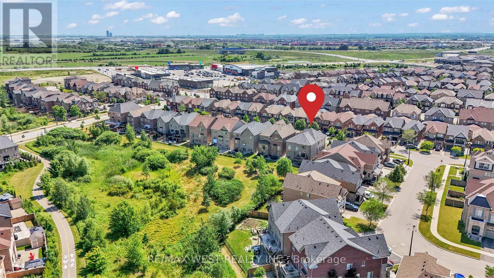 Photo 3 of 41 Pelee Avenue, Vaughan ON