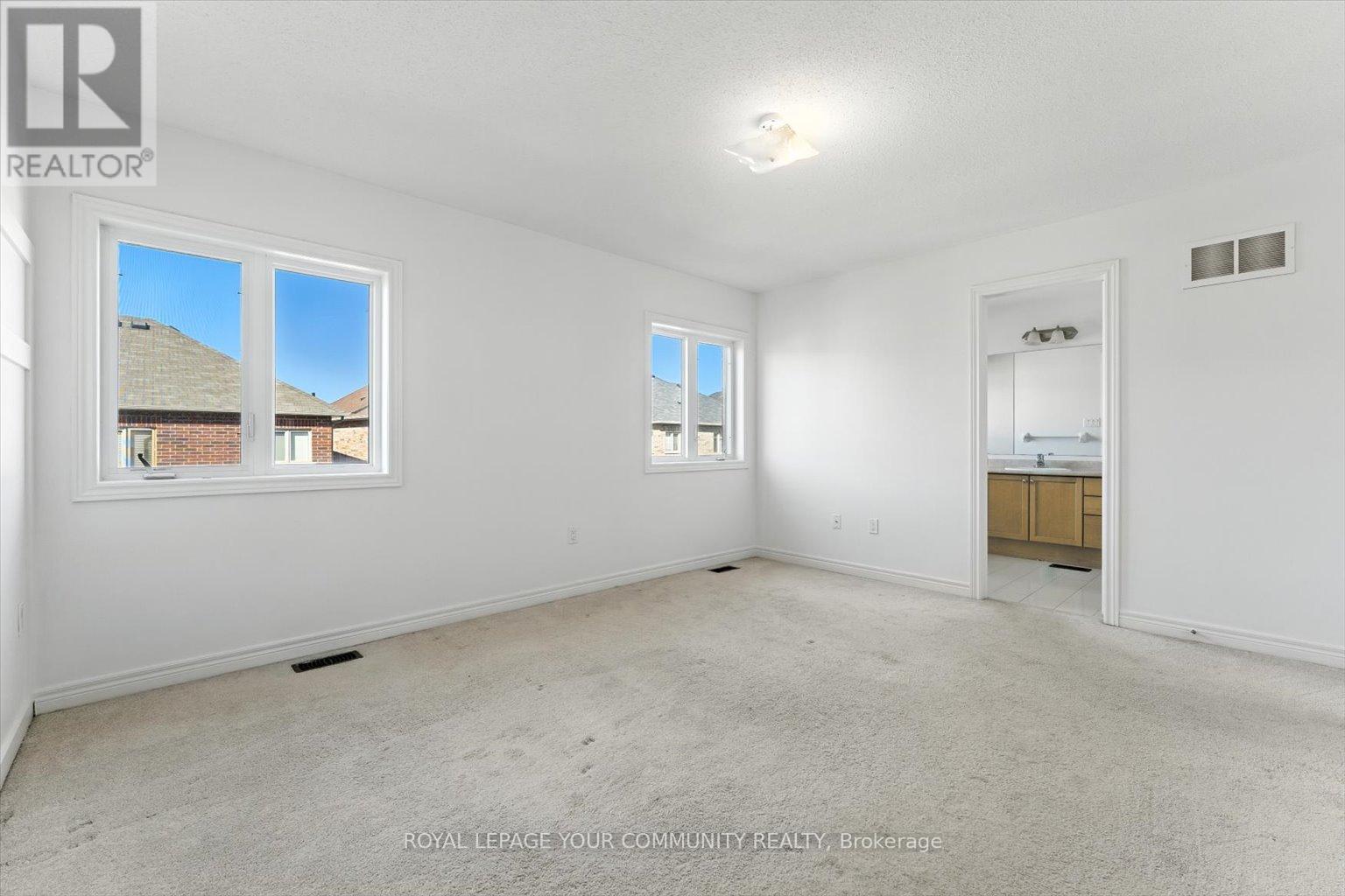 Photo 24 of 23 Lucida Court, Whitchurchstouffville ON