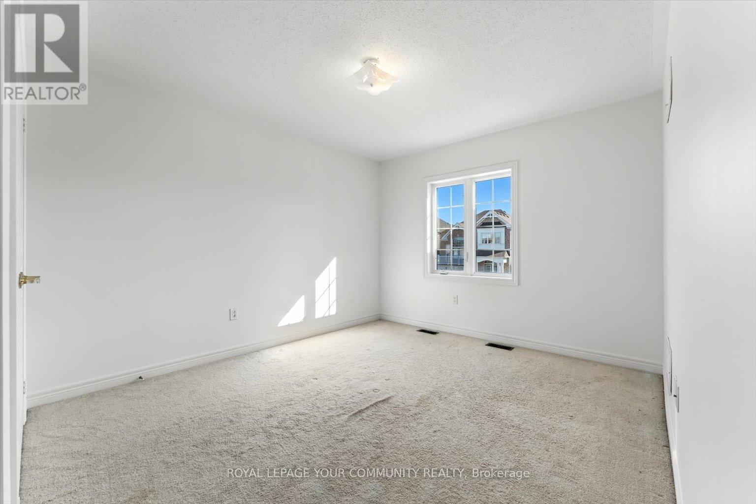 Photo 26 of 23 Lucida Court, Whitchurchstouffville ON