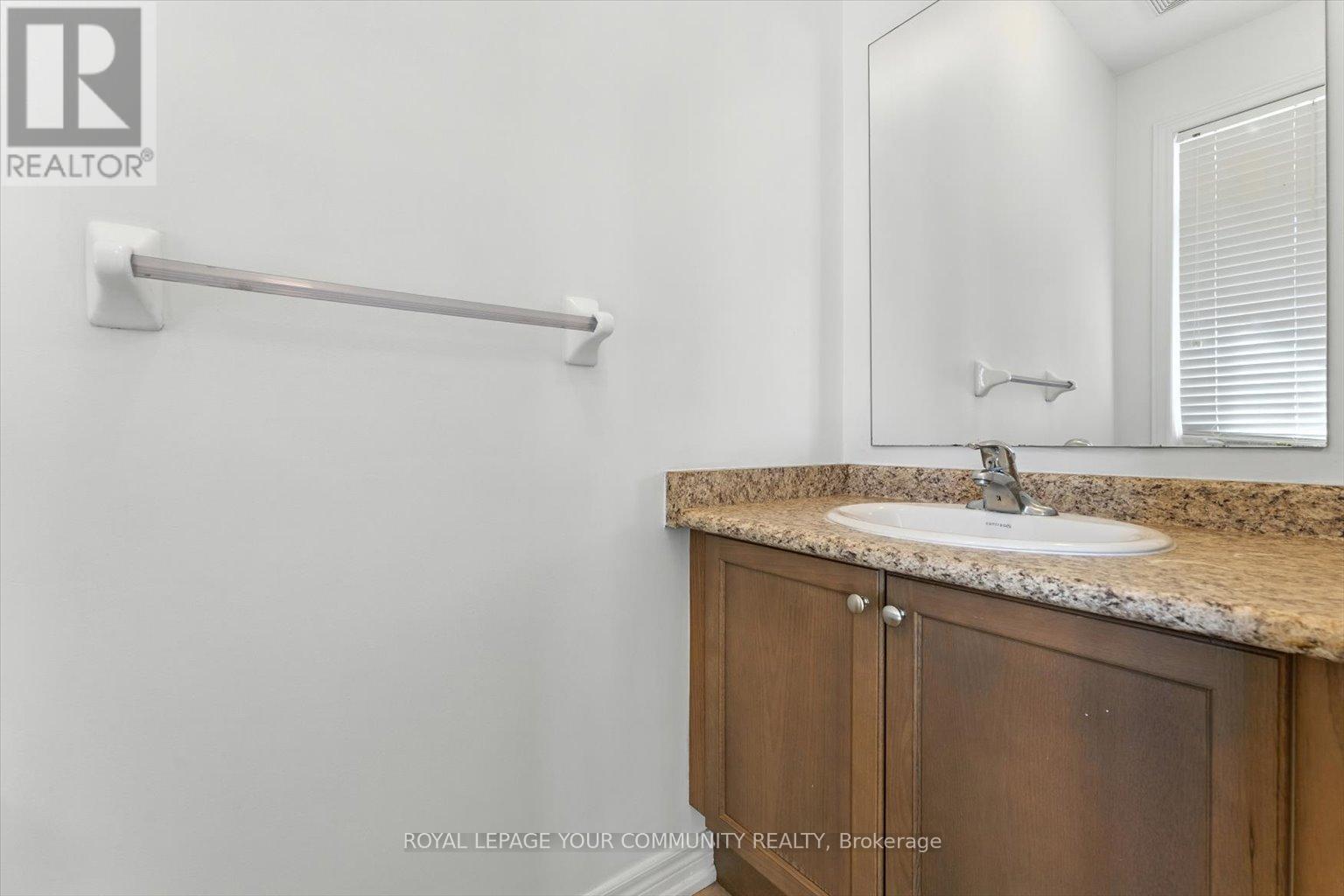 Photo 39 of 23 Lucida Court, Whitchurchstouffville ON