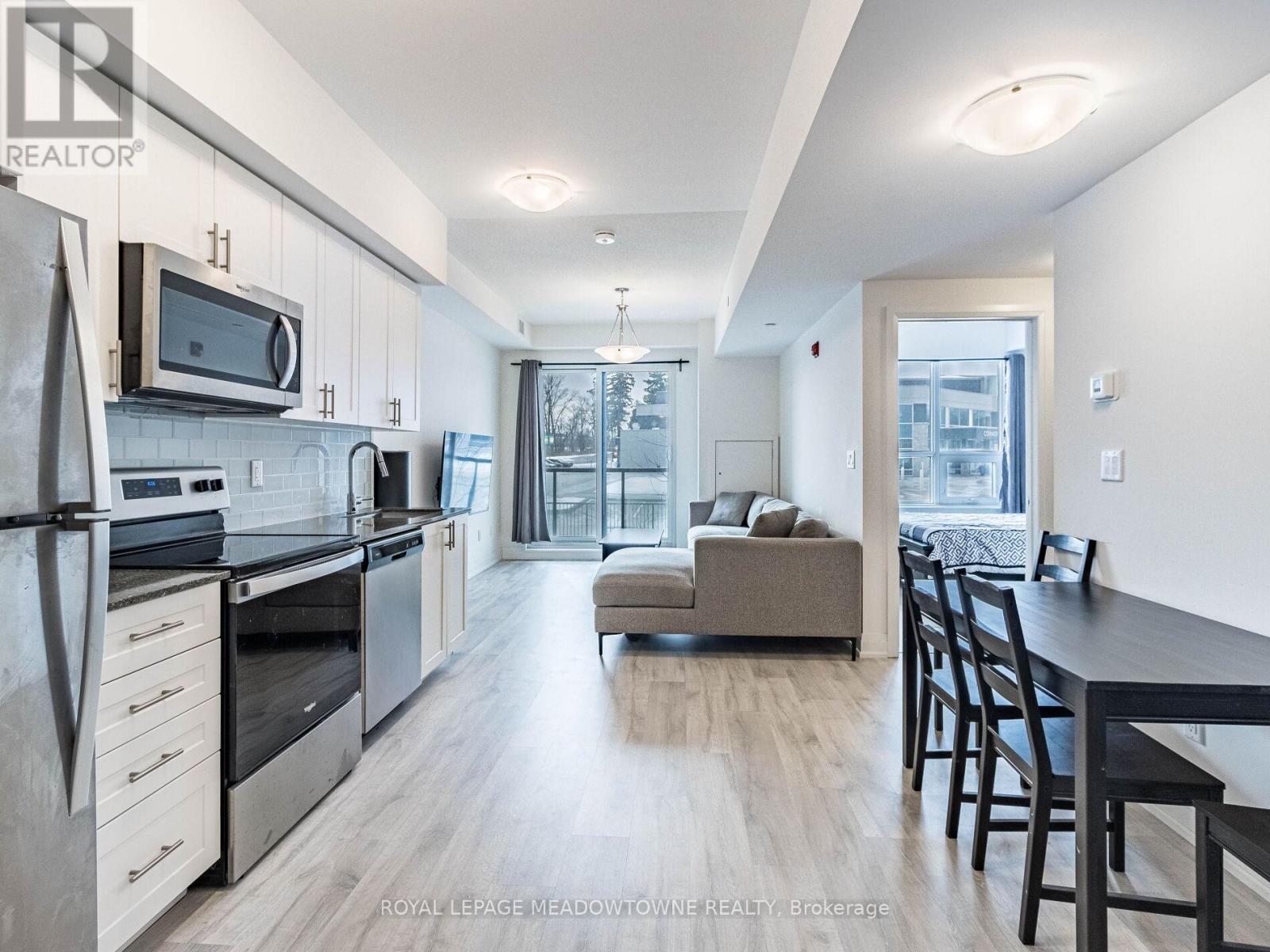 Photo 11 of 216 9700 Ninth Line, Markham ON