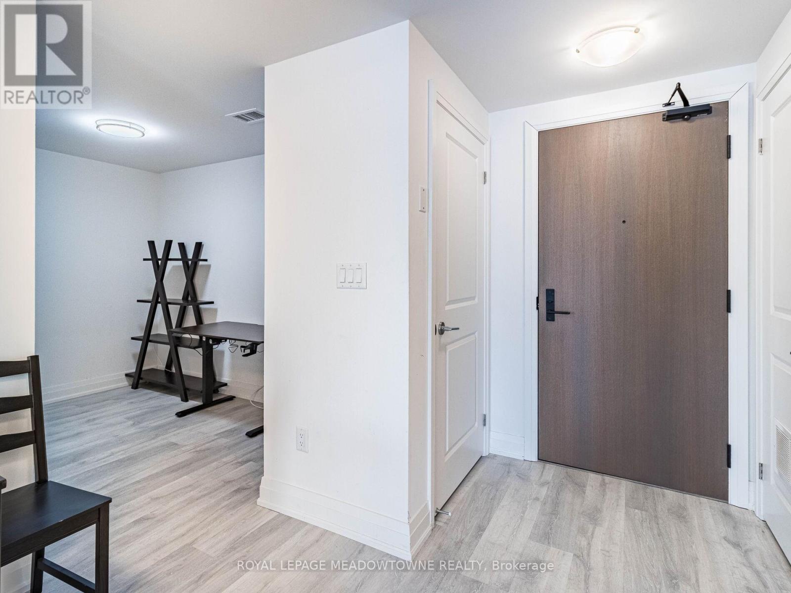 Photo 12 of 216 9700 Ninth Line, Markham ON