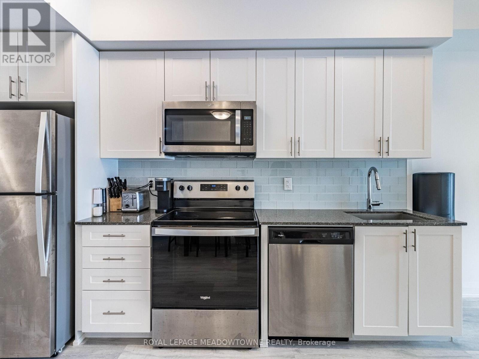 Photo 18 of 216 9700 Ninth Line, Markham ON