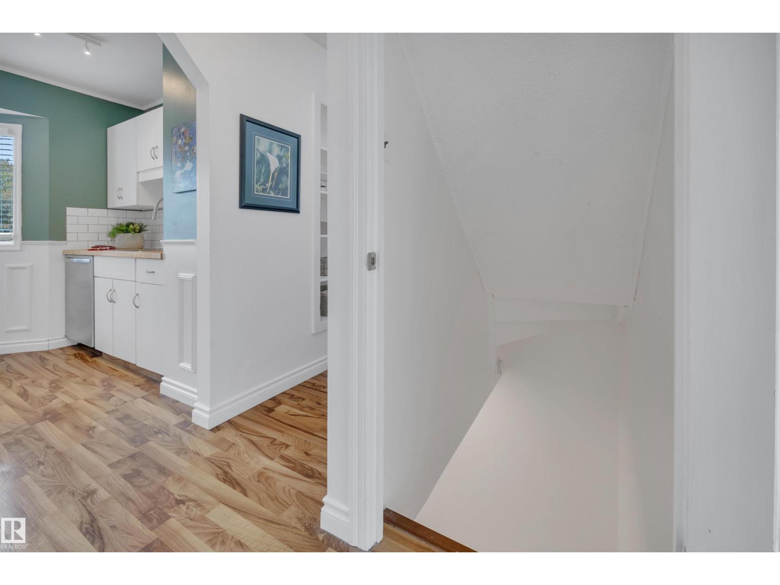 Photo 38 of 7225 95 St Nw, Edmonton AB