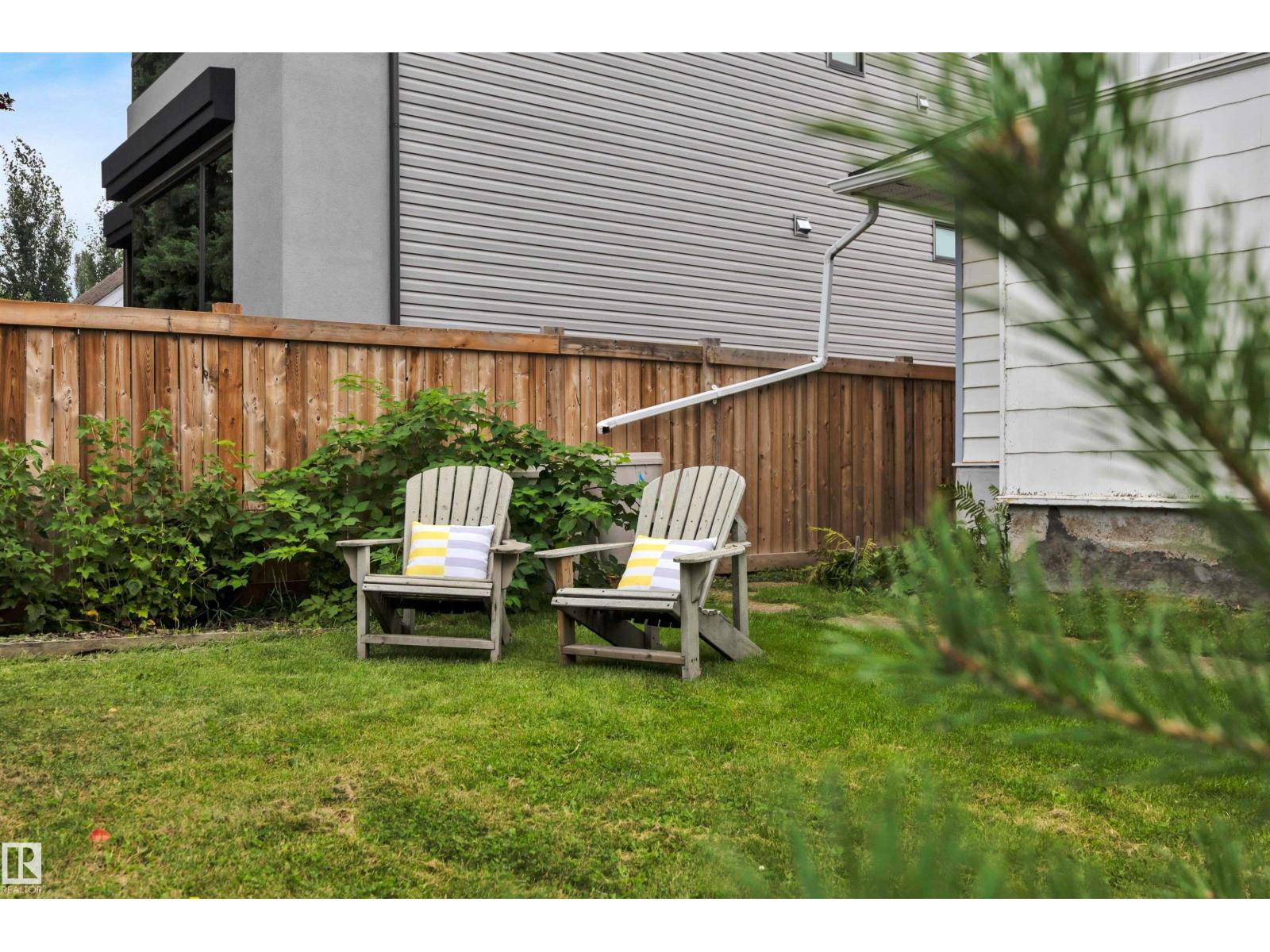 Photo 57 of 7225 95 St Nw, Edmonton AB