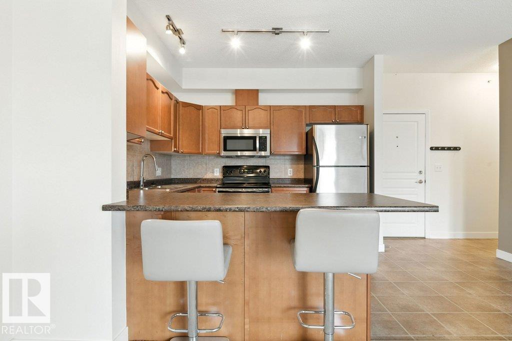 Photo 15 of 308 8931 156 St Nw, Edmonton AB
