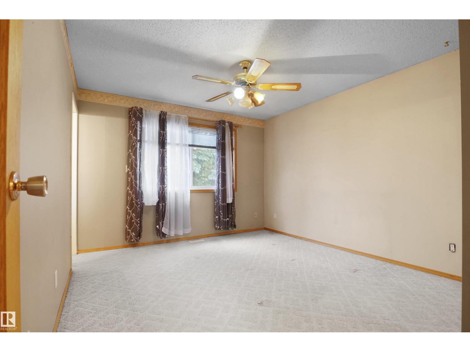Photo 38 of 6723 40 Av Nw, Edmonton AB