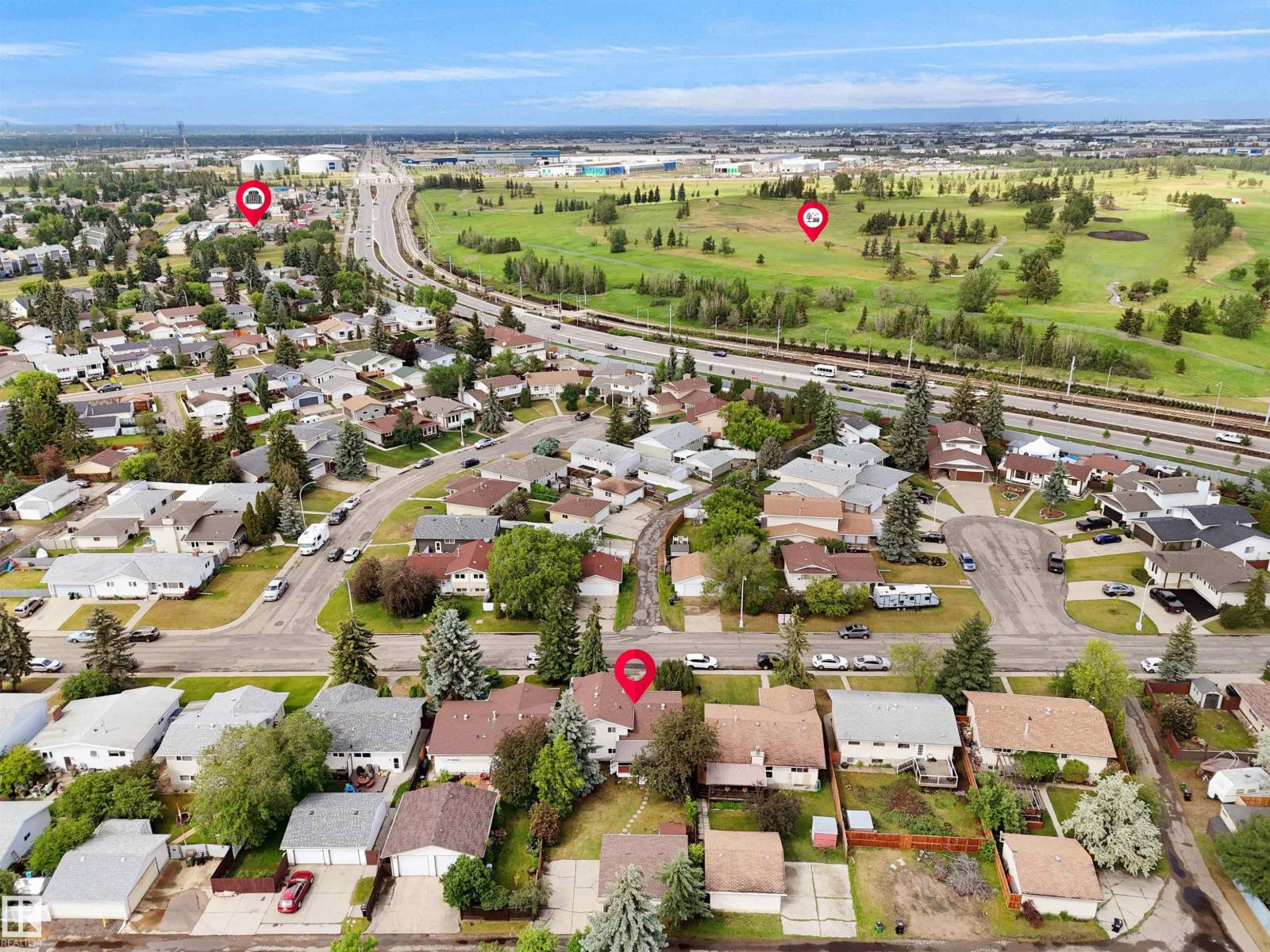Photo 7 of 6723 40 Av Nw, Edmonton AB