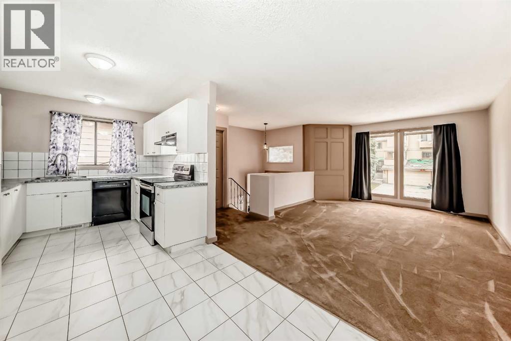 Photo 44 of 246 Berwick Drive Nw, Calgary AB