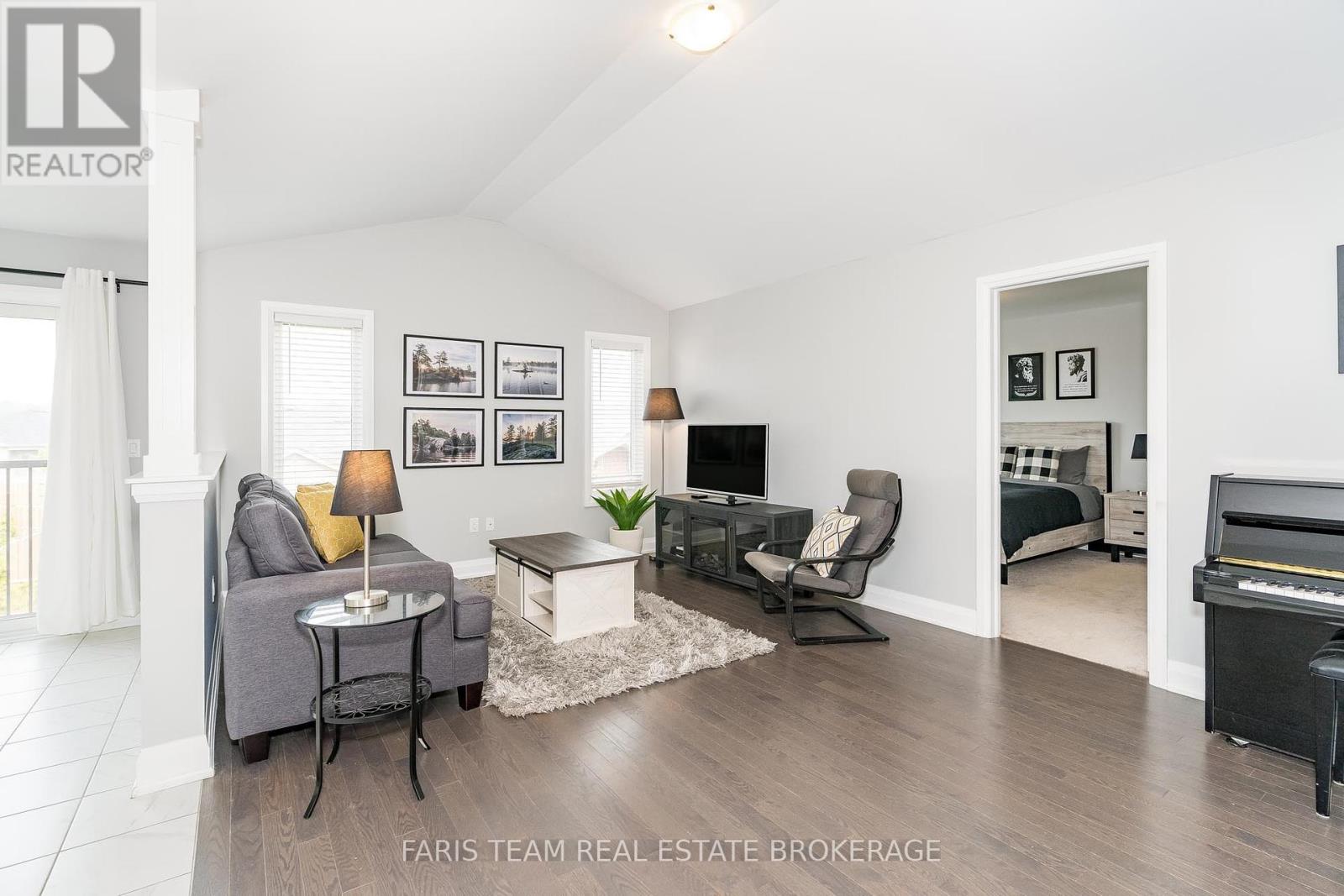 Photo 13 of 14 Beausoleil Drive, Penetanguishene ON