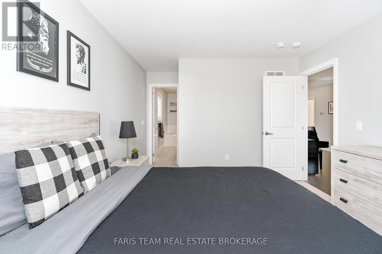 Photo 19 of 14 Beausoleil Drive, Penetanguishene ON