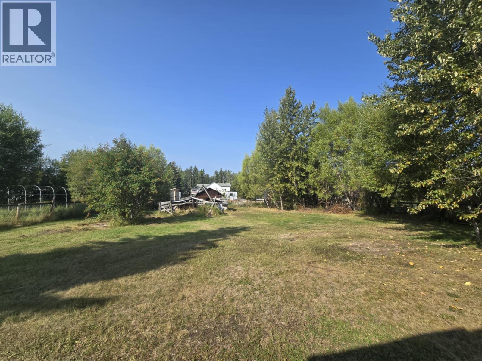 Photo 2 of 2071 E Mclaren Road, Prince George BC