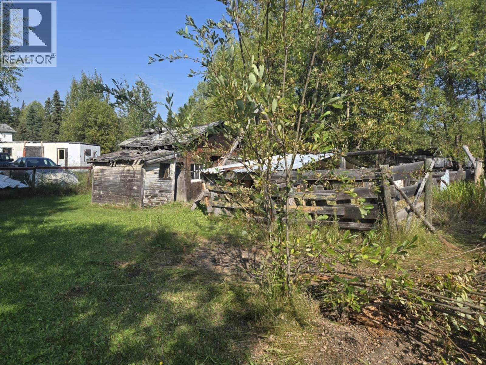 Photo 6 of 2071 E Mclaren Road, Prince George BC