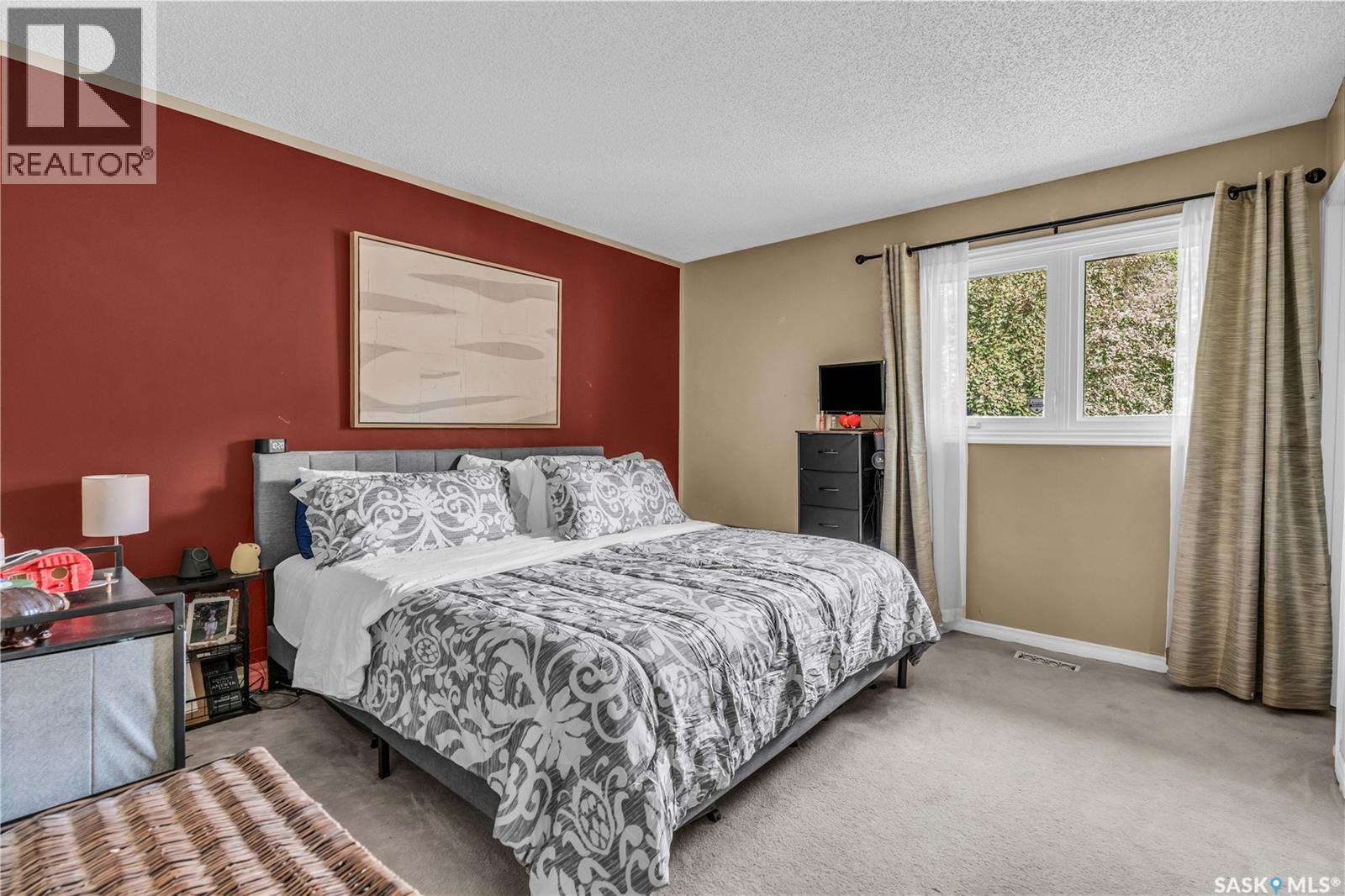 Photo 10 of 34 Scrivener Crescent, Regina SK