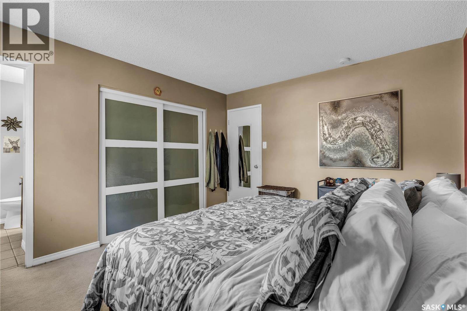Photo 11 of 34 Scrivener Crescent, Regina SK