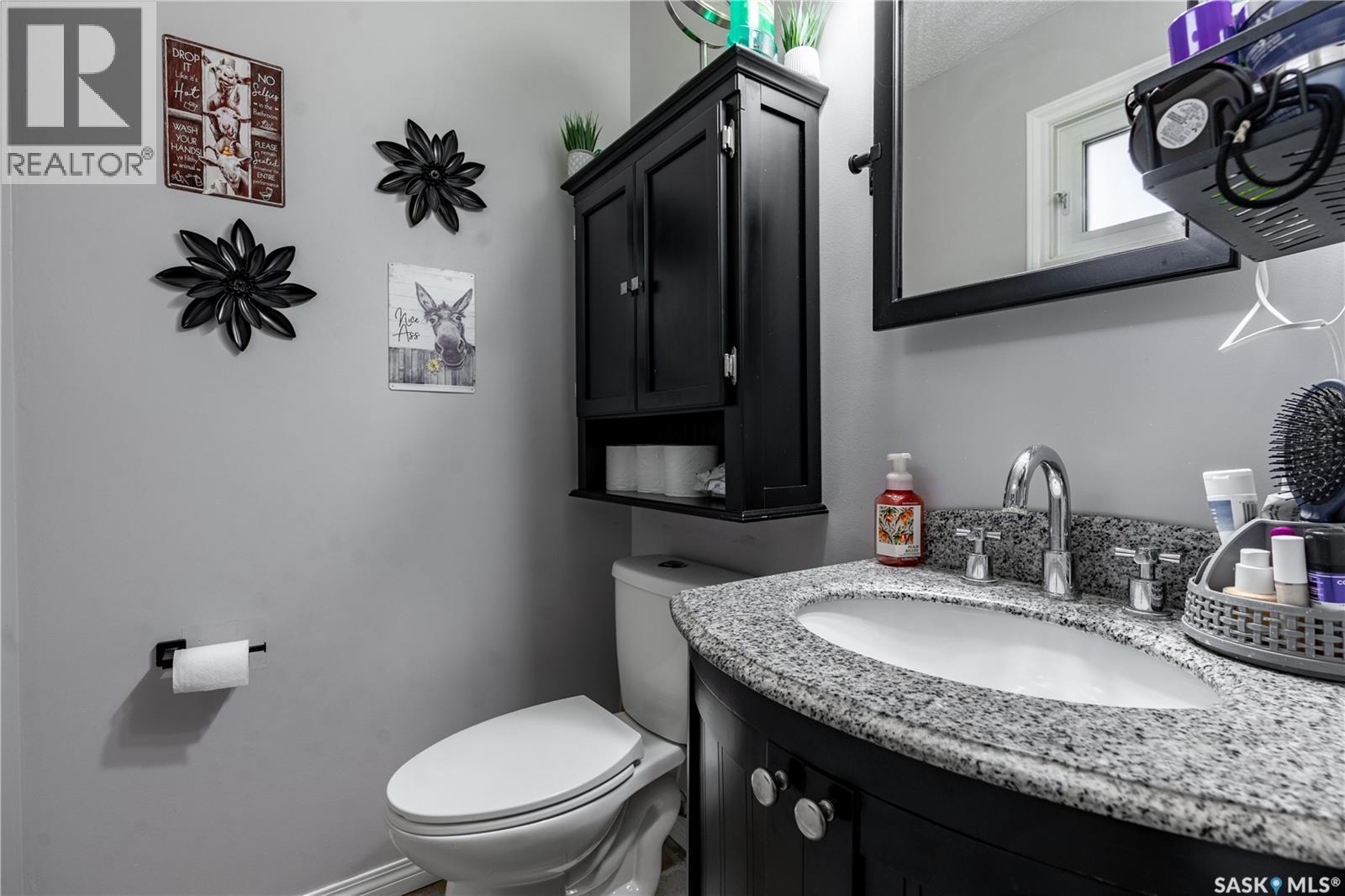 Photo 12 of 34 Scrivener Crescent, Regina SK