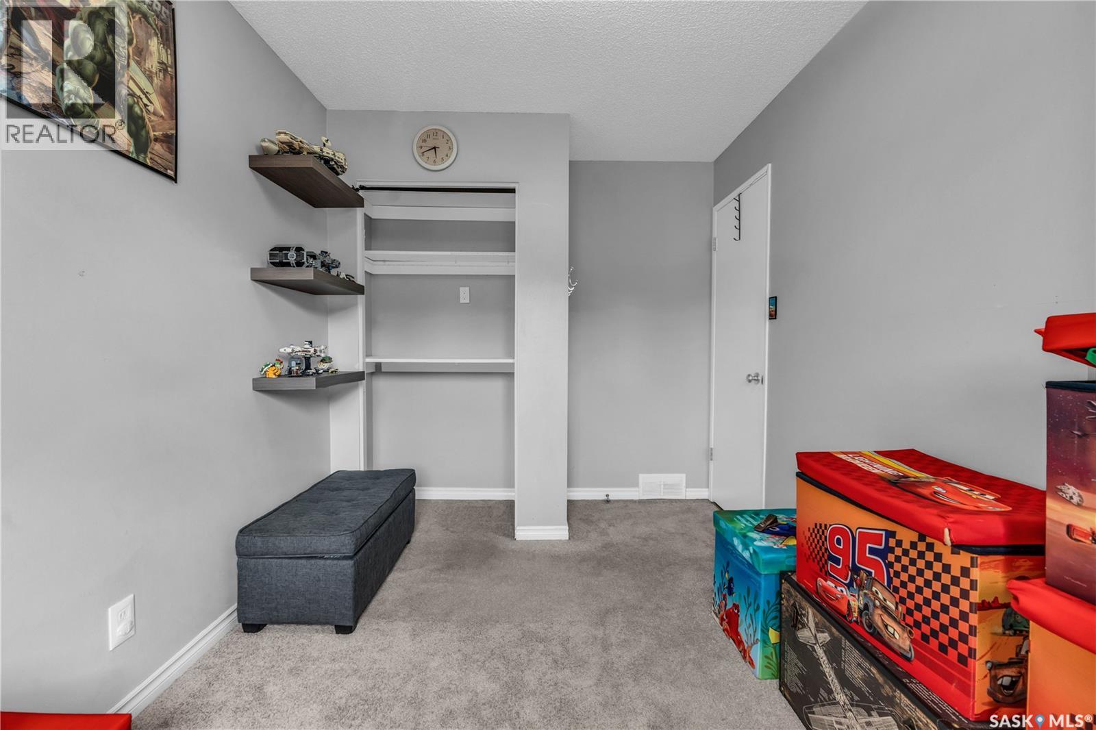 Photo 16 of 34 Scrivener Crescent, Regina SK