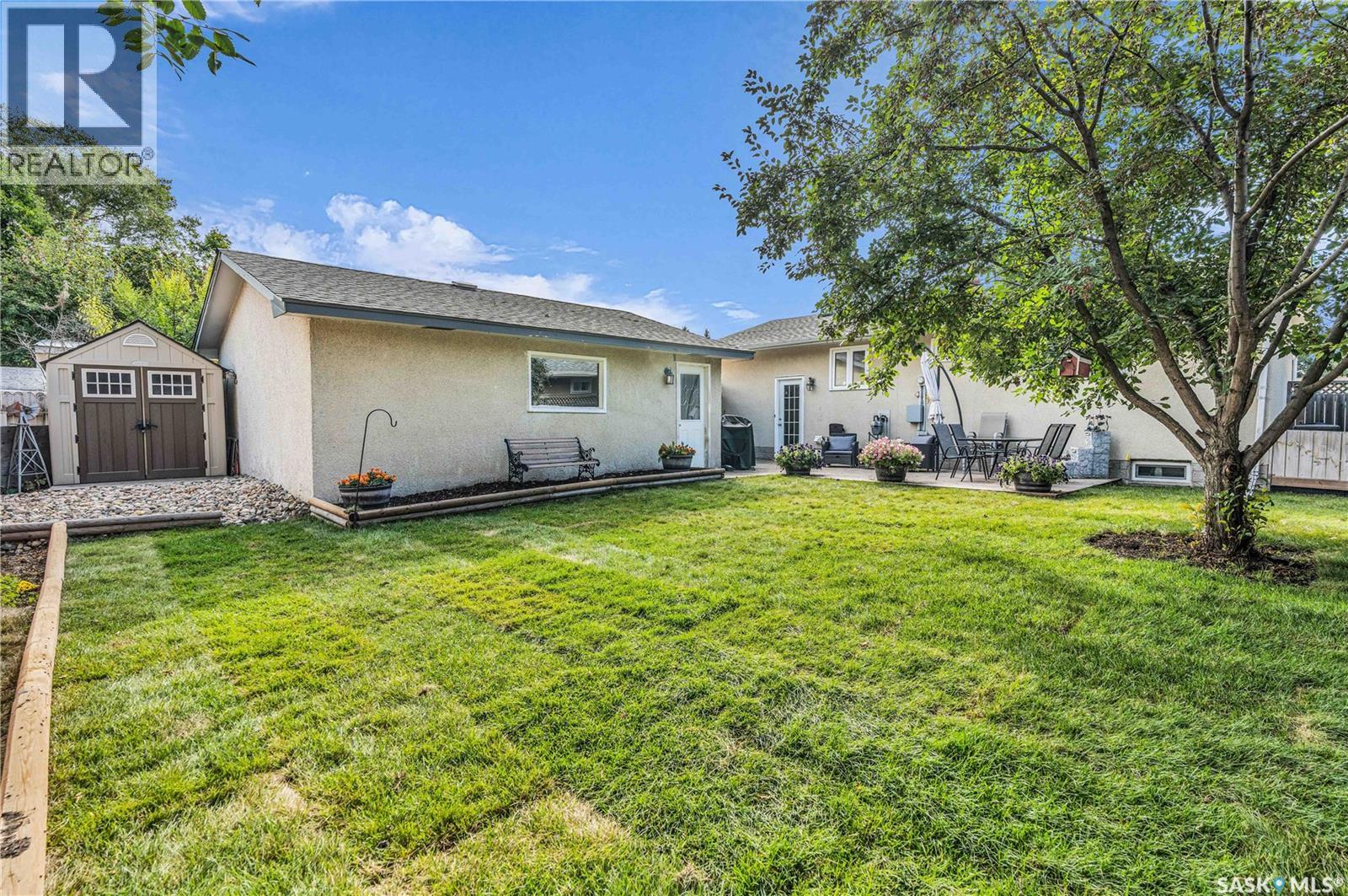 Photo 36 of 34 Scrivener Crescent, Regina SK
