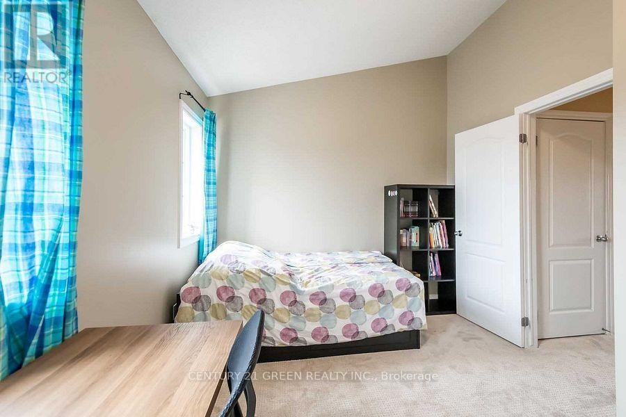 Photo 20 of 16 5080 Fairview Street, Burlington ON