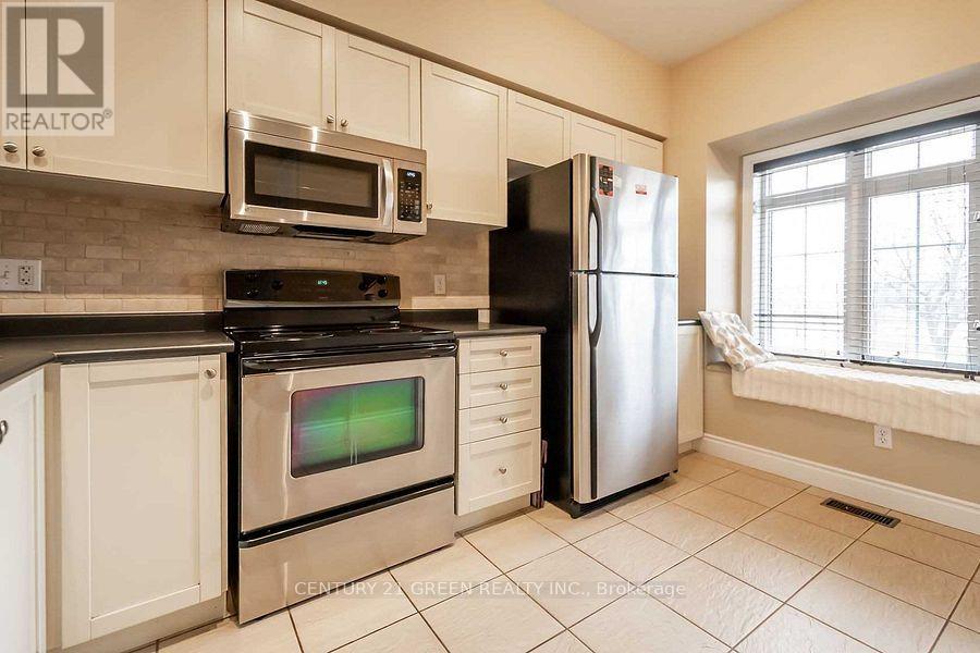 Photo 9 of 16 5080 Fairview Street, Burlington ON