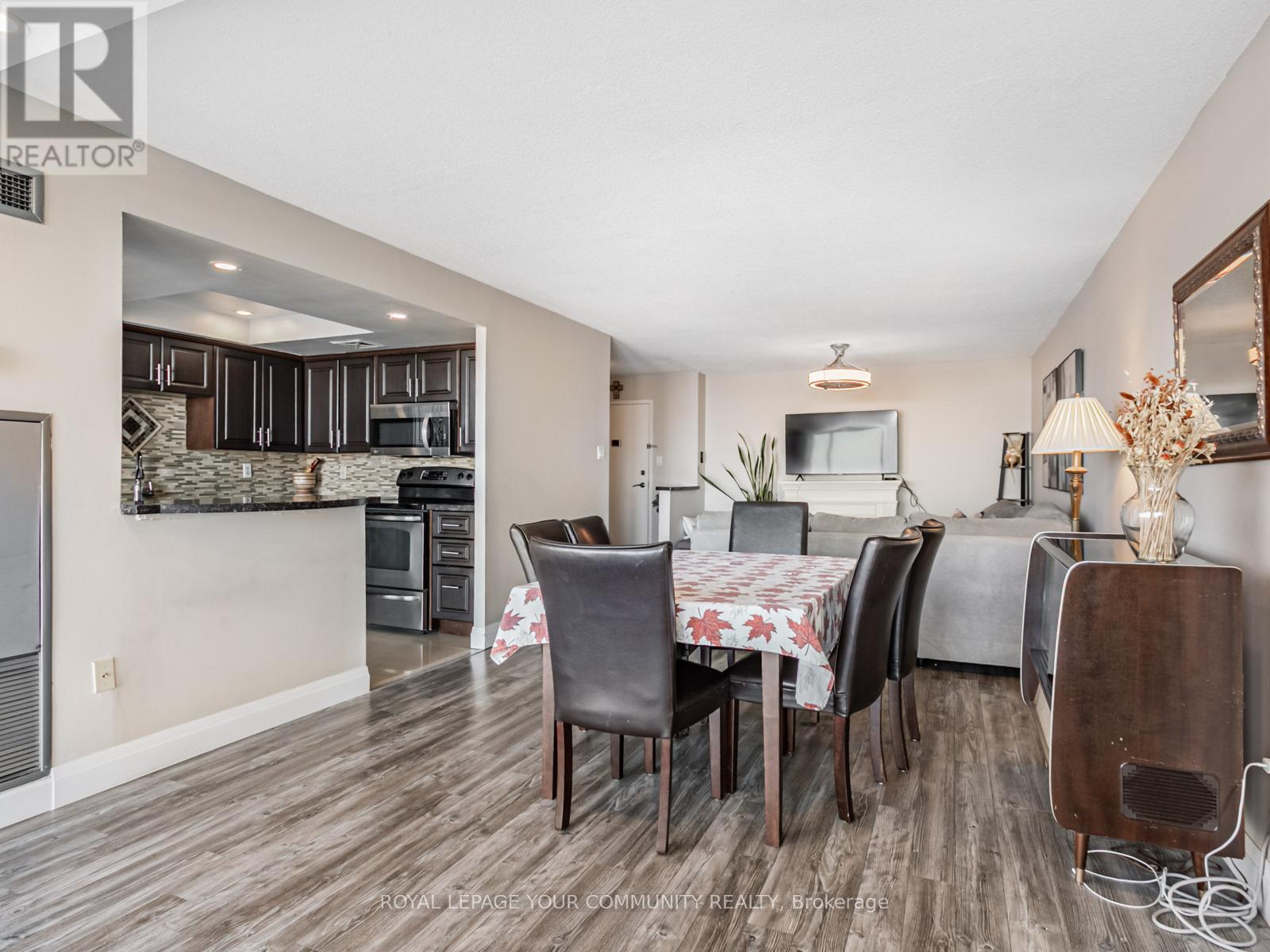 Photo 7 of 1806 350 Webb Drive, Mississauga ON