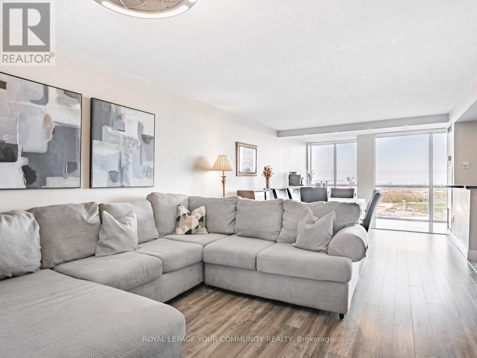 Photo 8 of 1806 350 Webb Drive, Mississauga ON