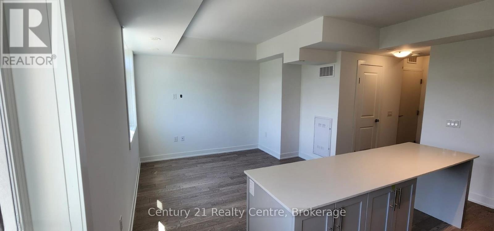 Photo 6 of 206 1115 Douglas Mccurdy Common E, Mississauga ON