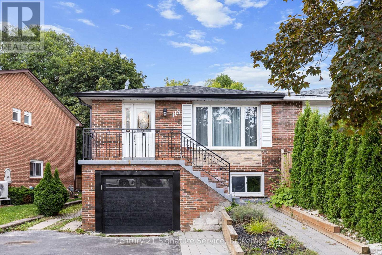 Photo 1 of 113 Mill Street N, Brampton ON
