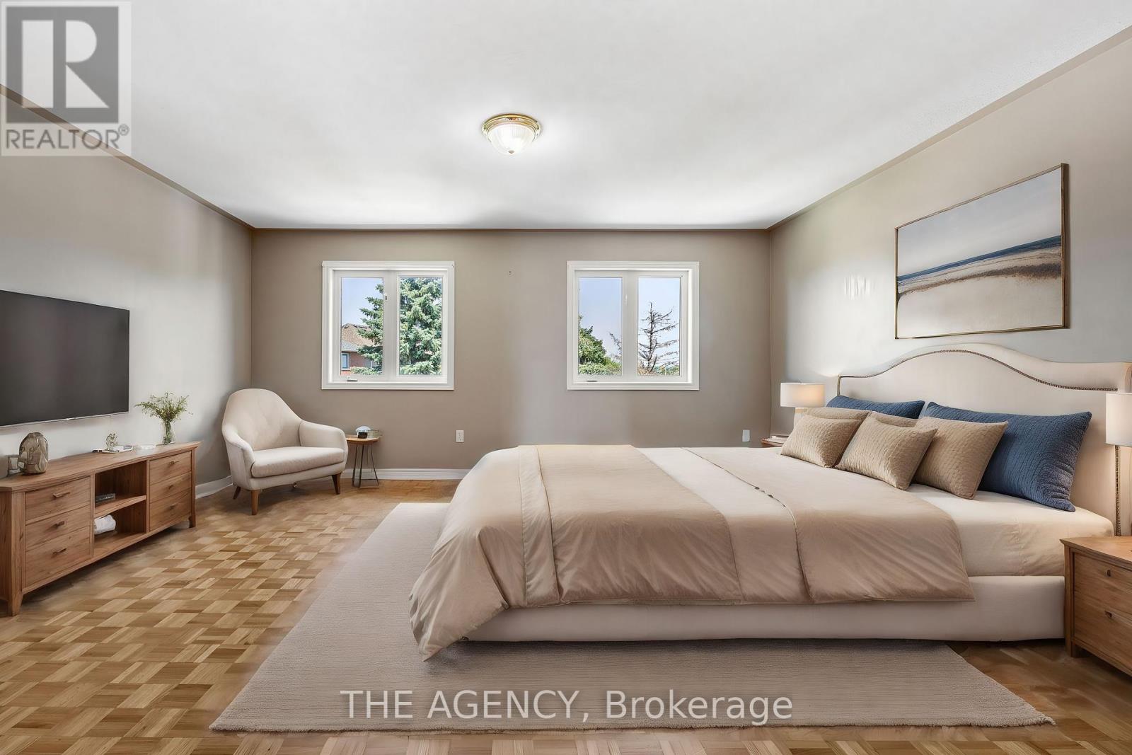 Photo 16 of 7173 Village Walk, Mississauga ON