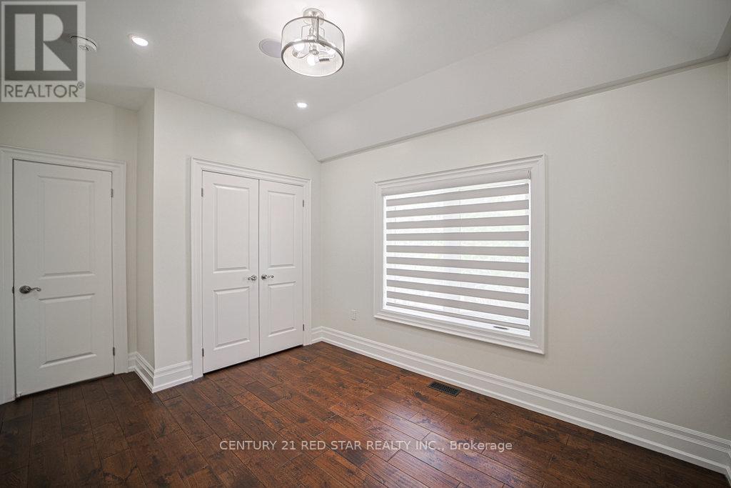 Photo 24 of 164 Elmhurst Drive, Toronto ON