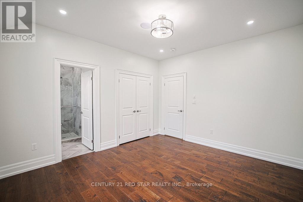Photo 26 of 164 Elmhurst Drive, Toronto ON