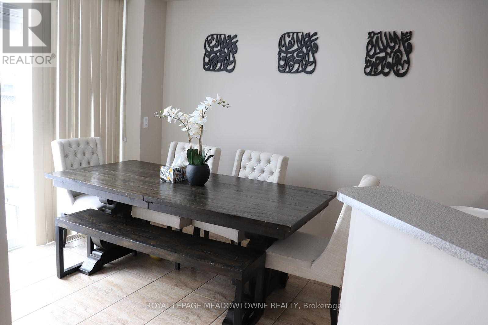 Photo 10 of 3890 Skyview Street, Mississauga ON
