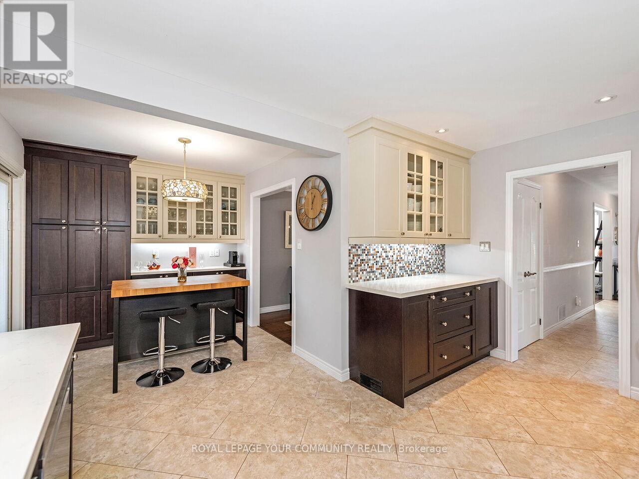 Photo 18 of 865 Flagship Drive, Mississauga ON