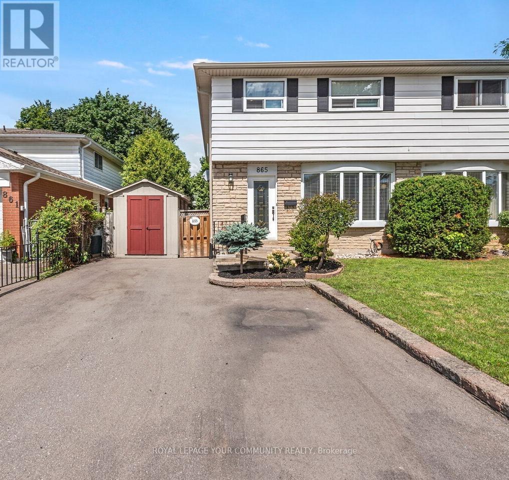 Photo 2 of 865 Flagship Drive, Mississauga ON