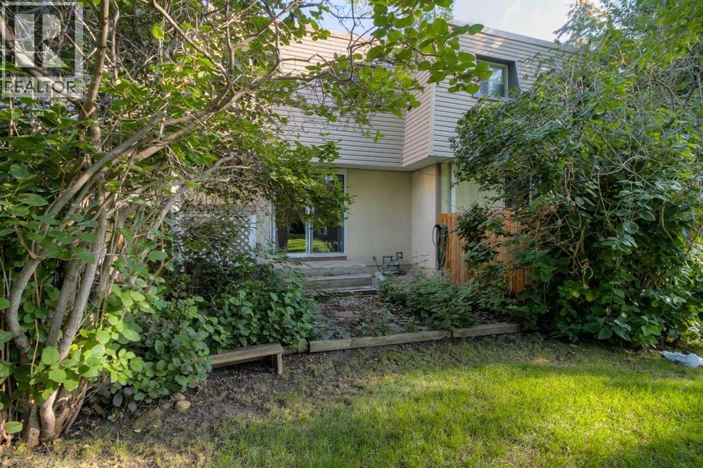 Photo 31 of 17 115 Lafayette Boulevard W, Lethbridge AB