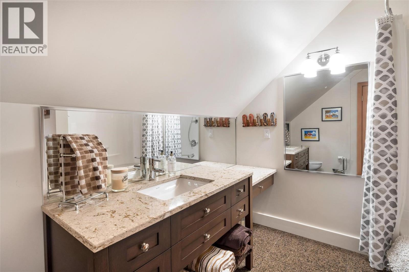 8 537 Point Ideal Drive, Lake Cowichan