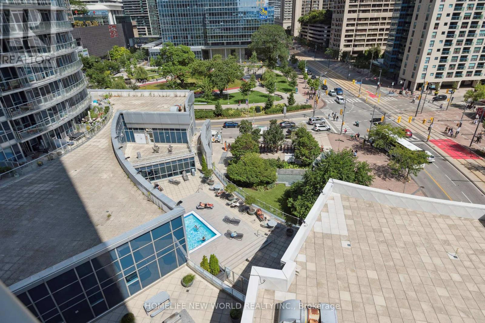 Photo 19 of 903 208 Queens Quay W, Toronto ON