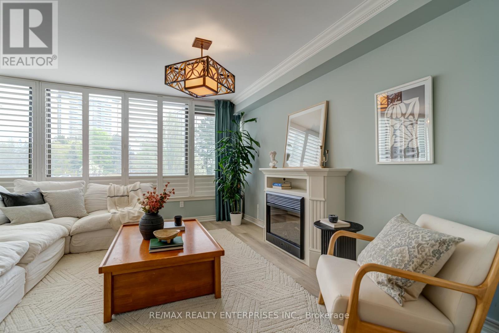 Photo 12 of 204 65 Skymark Drive, Toronto ON