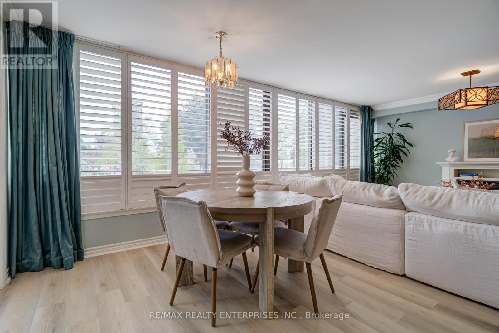 Photo 17 of 204 65 Skymark Drive, Toronto ON