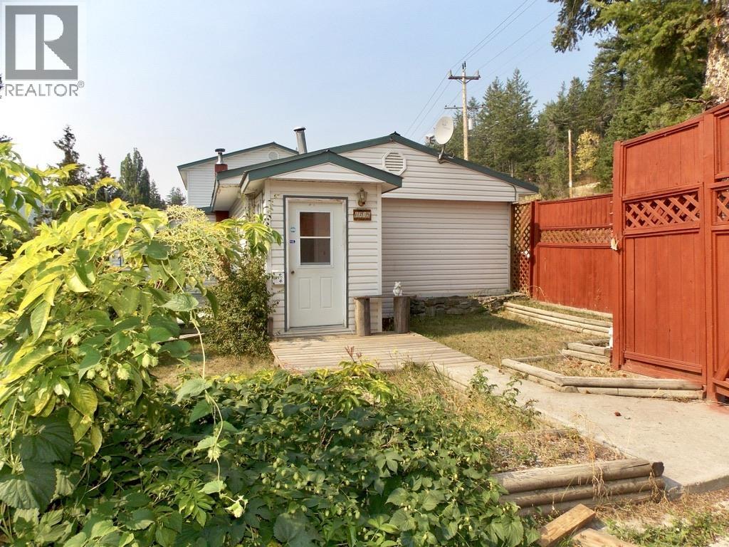 6735 LAGERQUIST ROAD, McLeese Lake