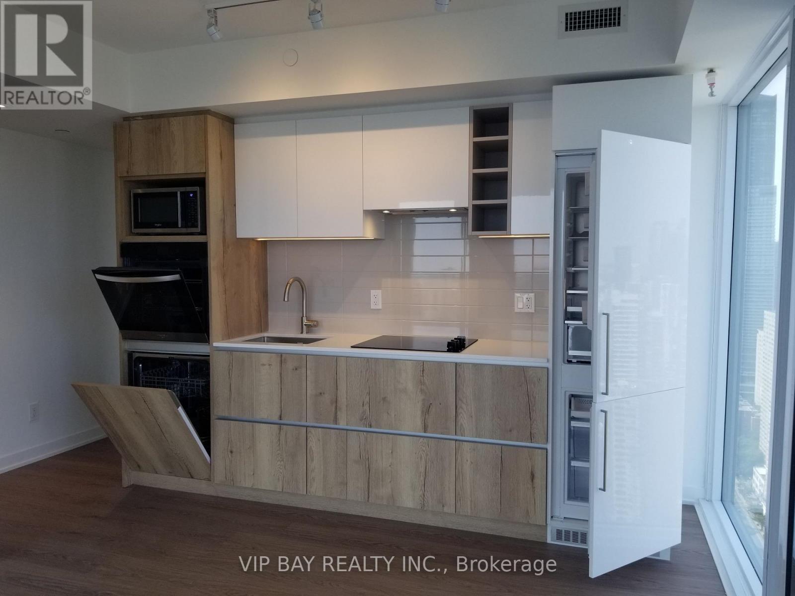Photo 10 of 4710 319 Jarvis Street, Toronto ON