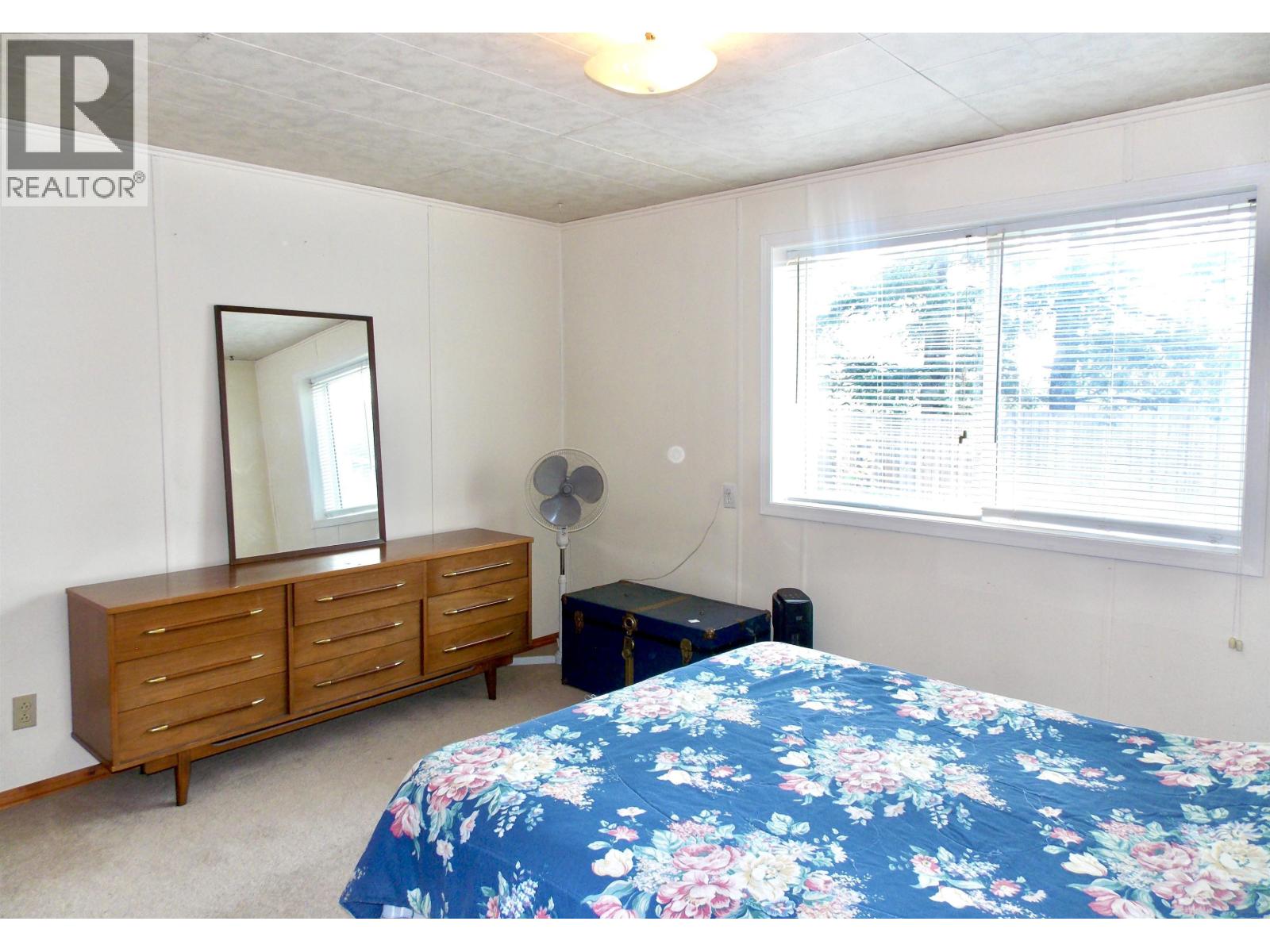 6735 LAGERQUIST ROAD, McLeese Lake