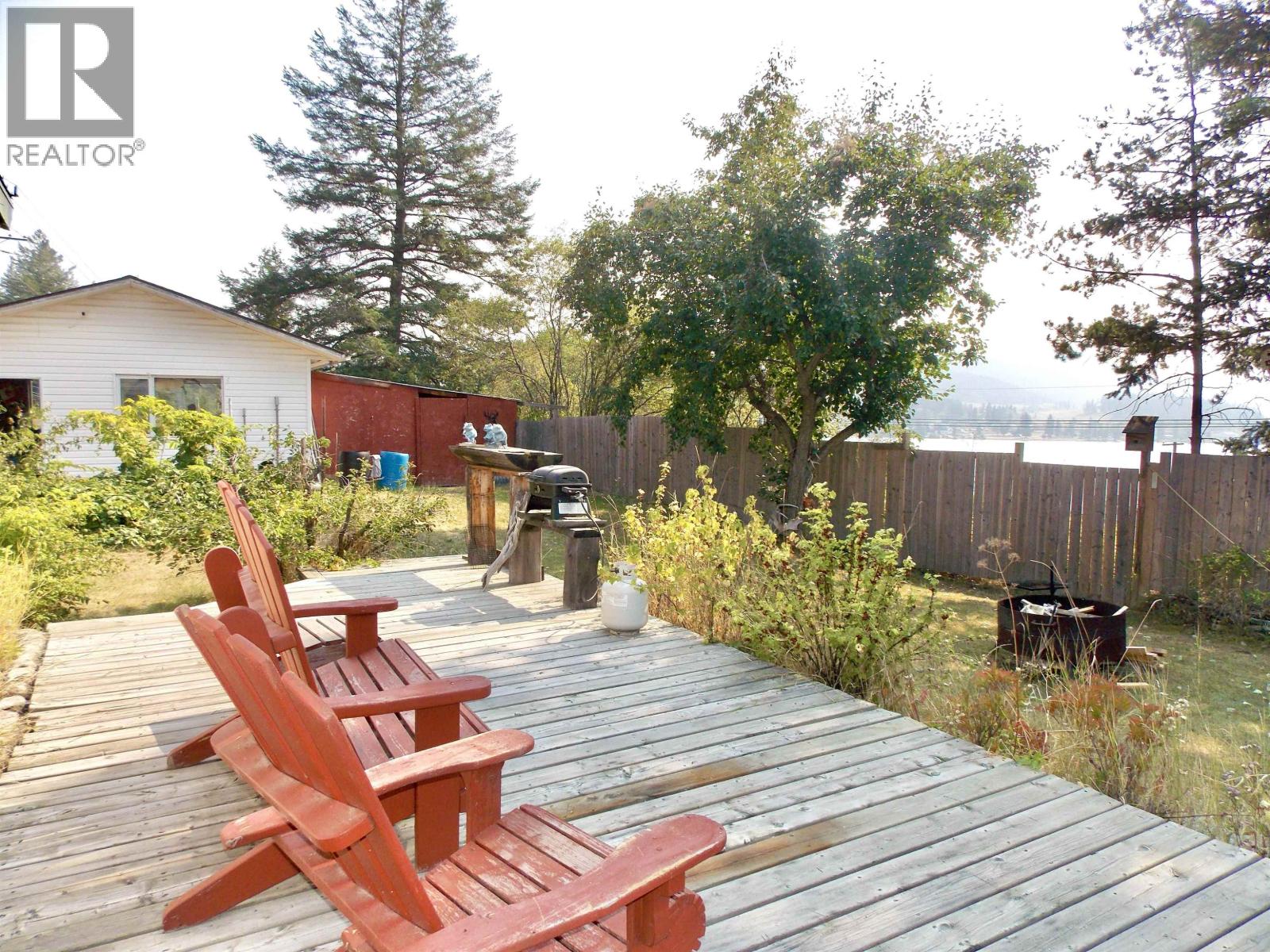 6735 LAGERQUIST ROAD, McLeese Lake