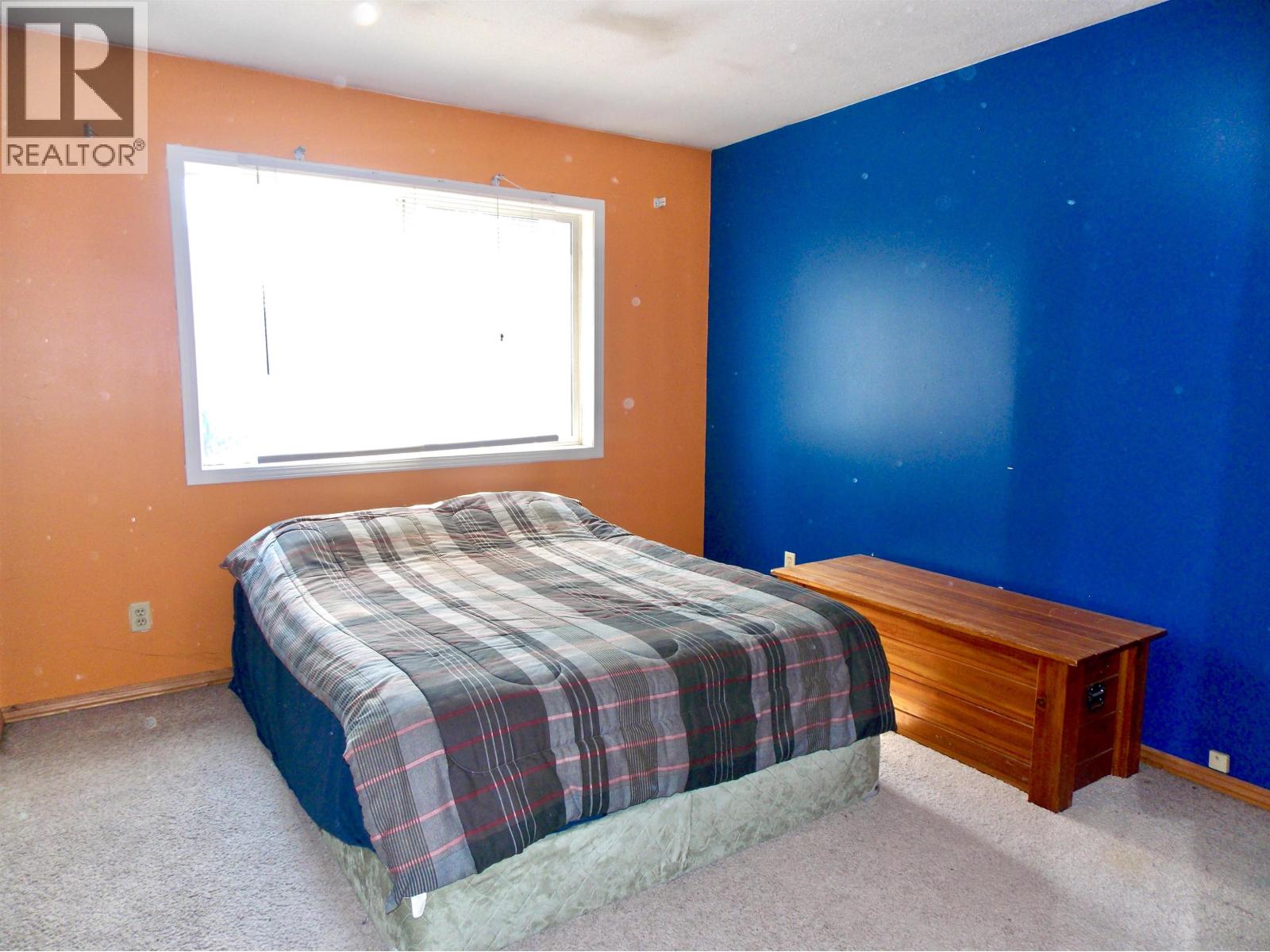 6735 LAGERQUIST ROAD, McLeese Lake