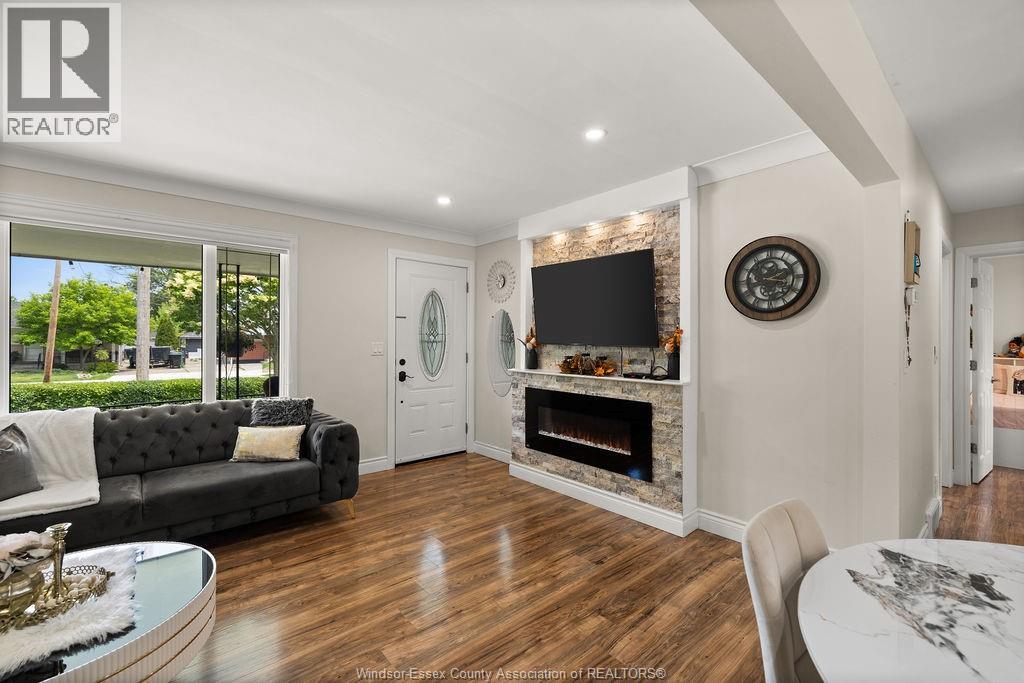Photo 7 of 1697 Ferndale Avenue, Windsor ON