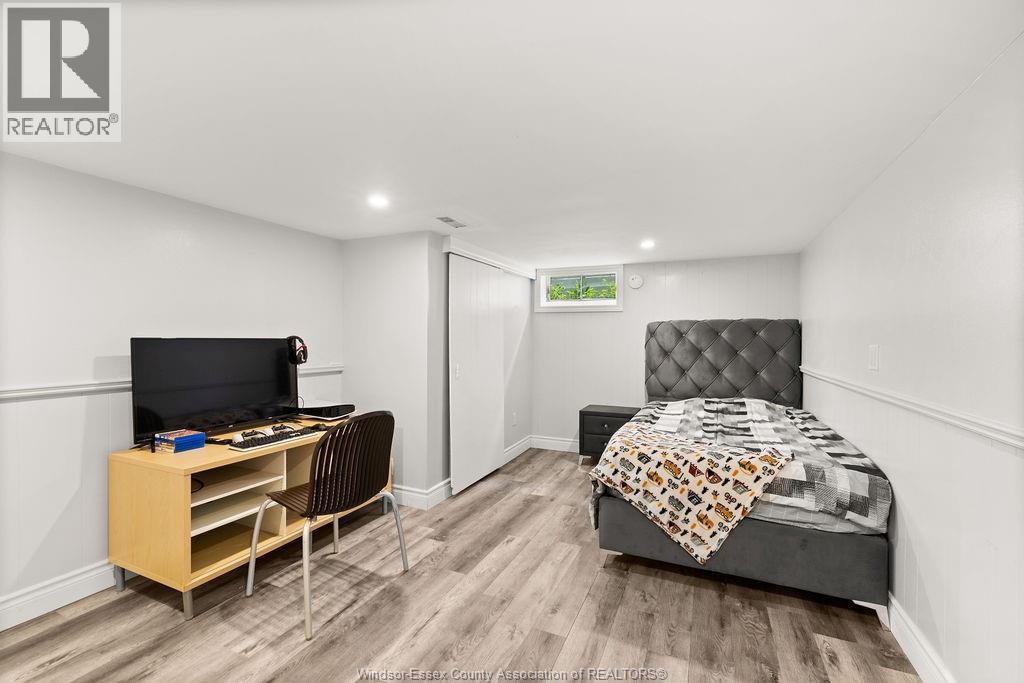 Photo 19 of 1697 Ferndale Avenue, Windsor ON
