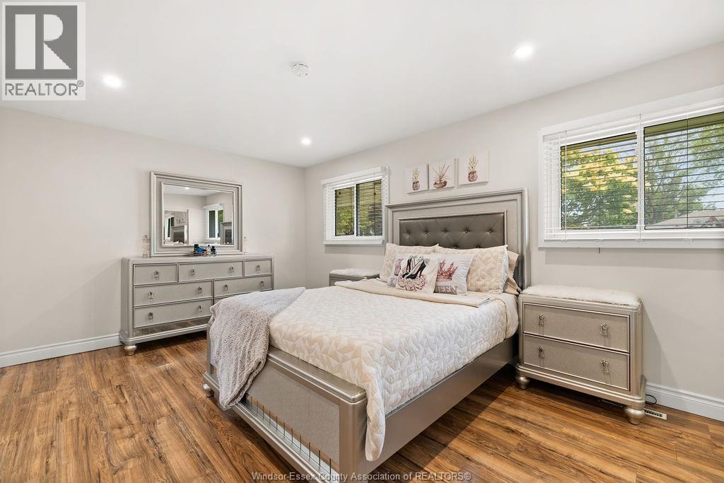 Photo 14 of 1697 Ferndale Avenue, Windsor ON