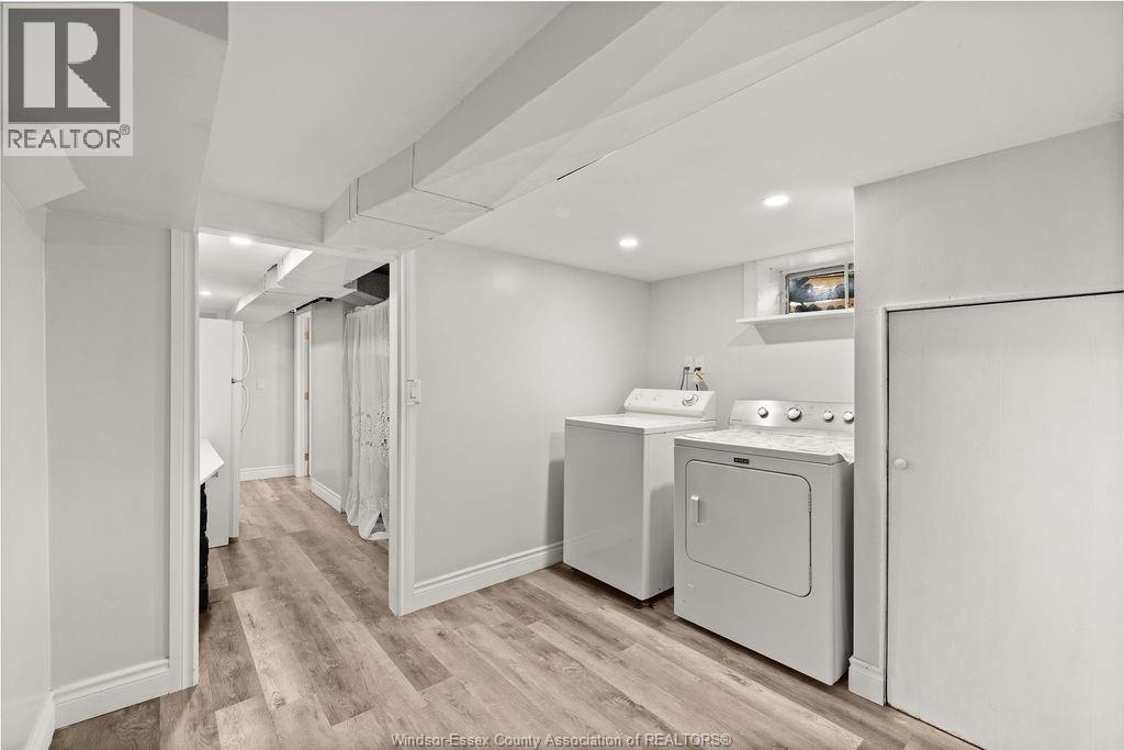 Photo 20 of 1697 Ferndale Avenue, Windsor ON