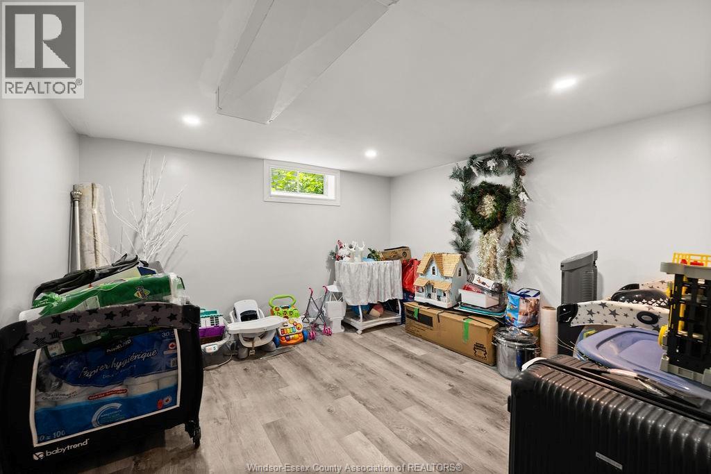 Photo 22 of 1697 Ferndale Avenue, Windsor ON